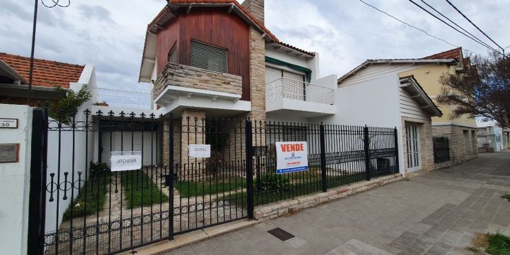 Pueyrredon 300-Casa en VENTA