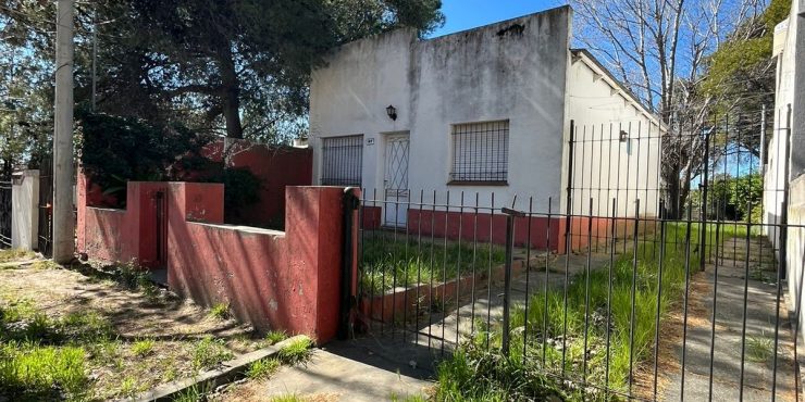 Casa a la VENTA en MONTE HERMOSO